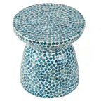 Taburete y mesa auxiliar con mosaico de conchas de capiz