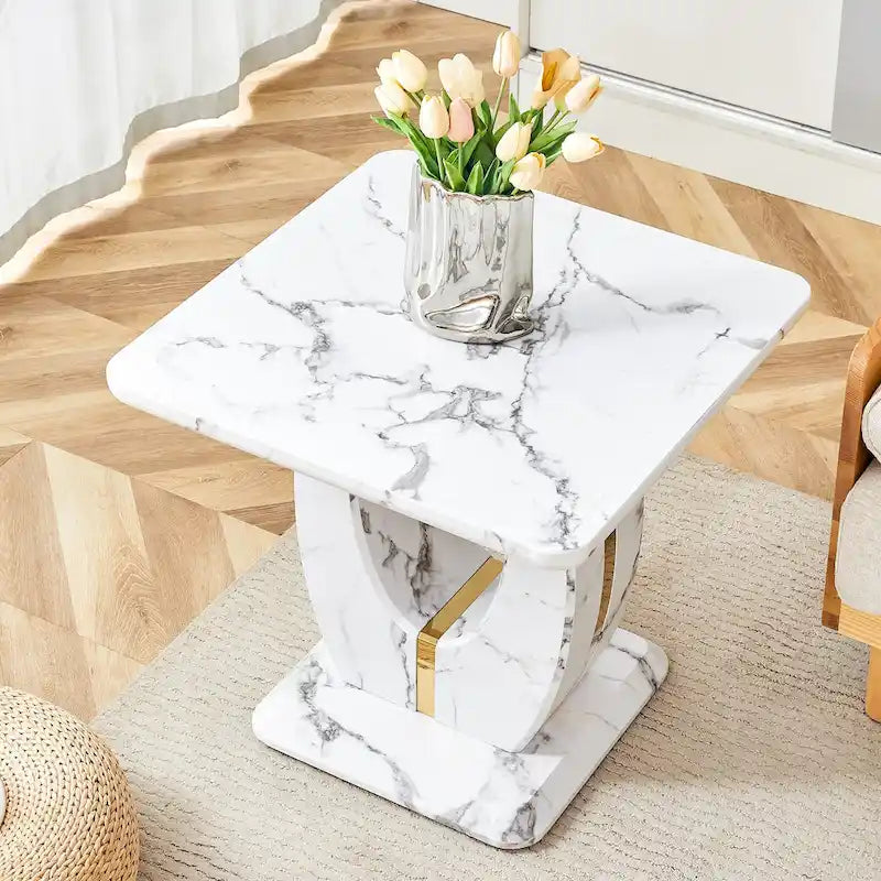 Mesa de centro cuadrada de 23.6" con tiras de patas en tono dorado