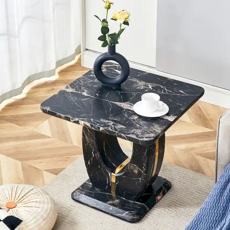 Mesa de centro cuadrada de 23.6" con tiras de patas en tono dorado