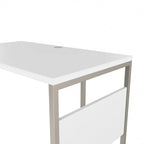 Escritorio en forma de L de 60" ancho x 30" profundidad con patas de metal