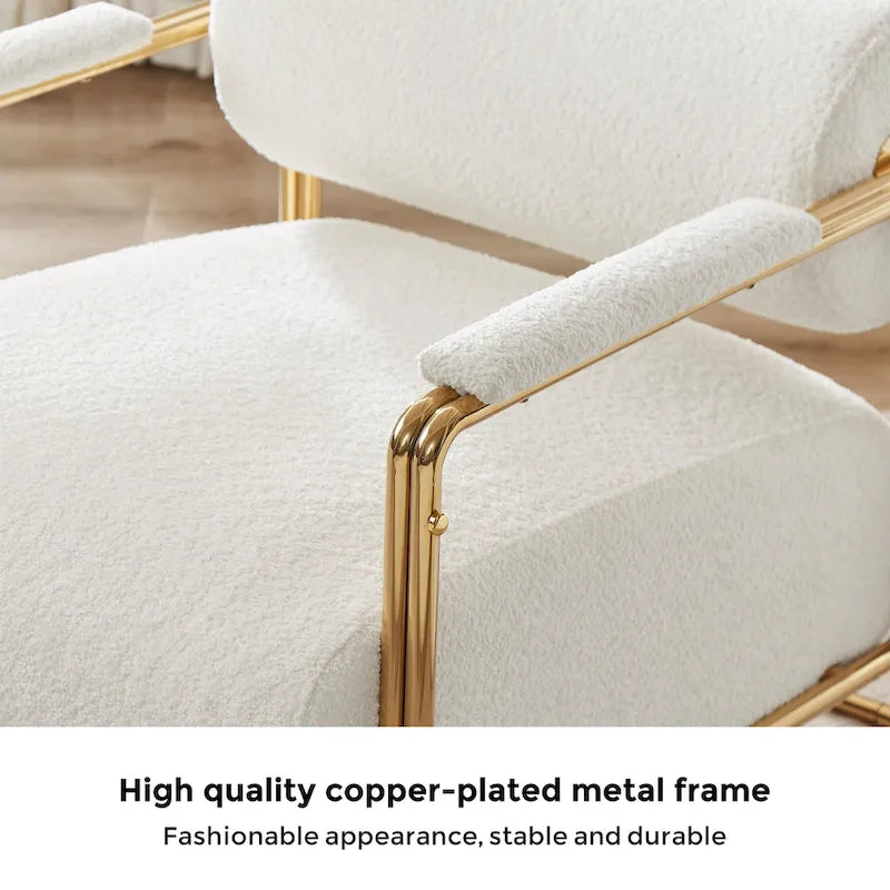 Sillón ancho de terciopelo con respaldo cilíndrico y estructura metálica