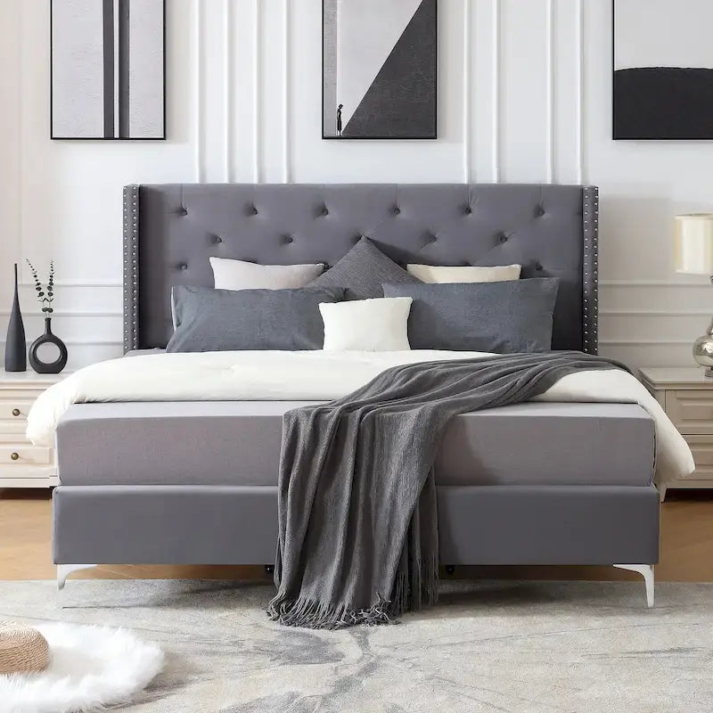 Base de cama tapizada en terciopelo tamaño queen con patas de metal de 6 pulgadas
