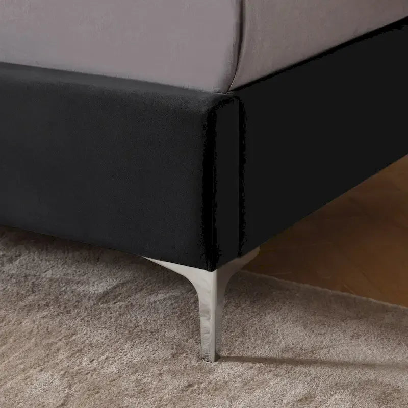 Base de cama tapizada en terciopelo tamaño queen con patas de metal de 6 pulgadas