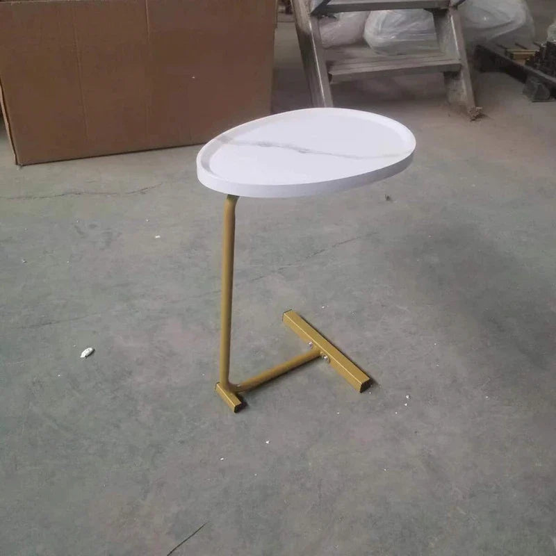 Mesa auxiliar en forma de C con estructura de metal, juego de 2 – Blanco
